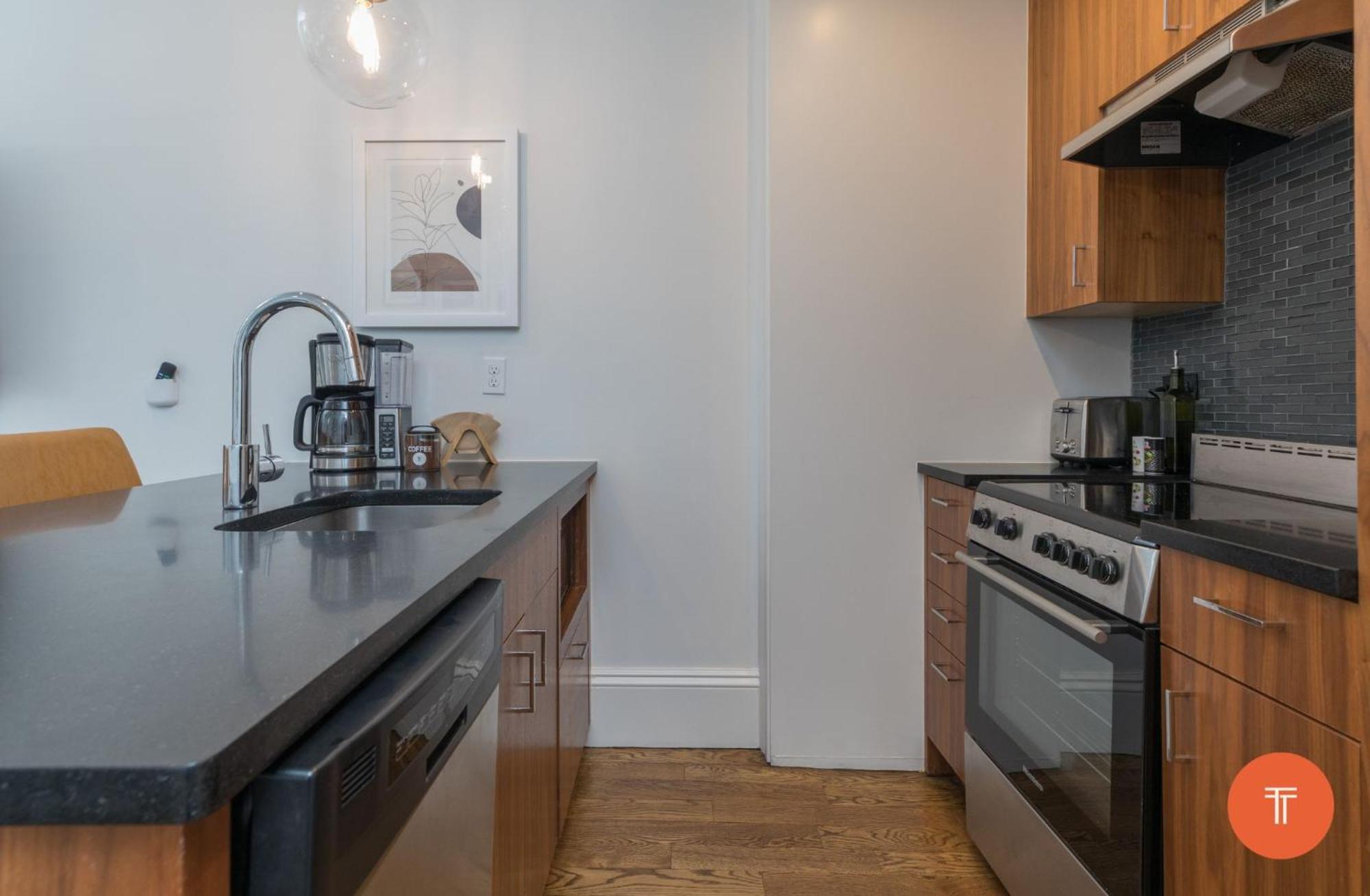 304 Newbury Street By Thatch Boston Exterior photo